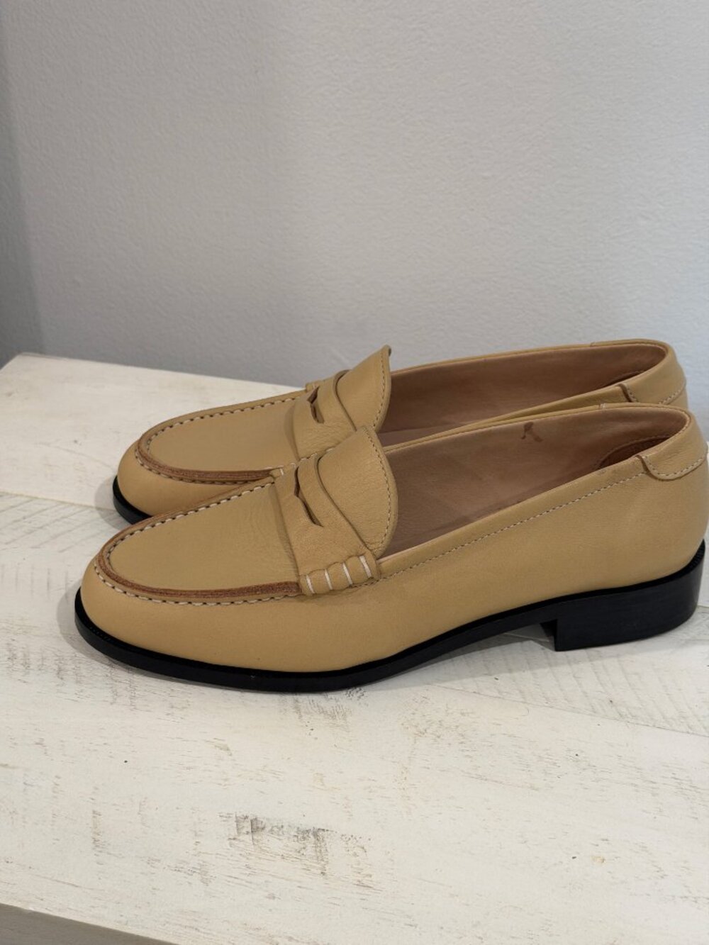 NEW Women's Italian KOIO Brera Leather Penny Loafer, EU size 37. US 7 - Picture 5 of 12